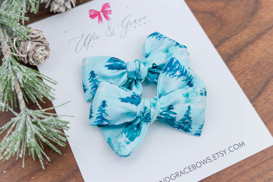 Blue Christmas Tree Pigtail Bow Set - Hand Tied Bows