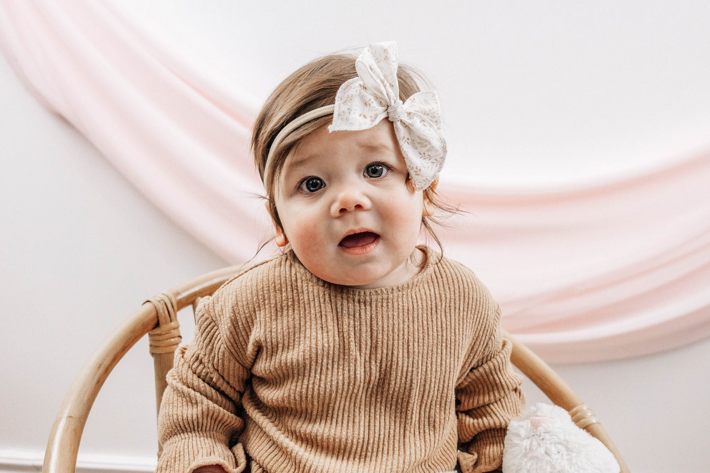Neutral Colour Cotton Fabric Bow - Wildflower Hairbow - Cream and Brown Pigtail Bow Set