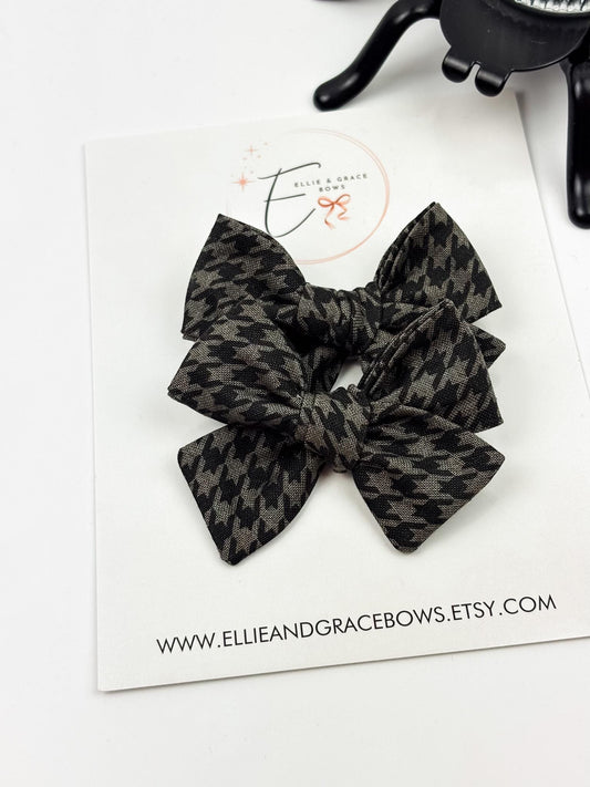 Black & Gray Houndstooth Hair Bows