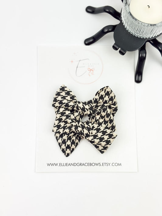 Black & Ivory Houndstooth Hair Bows